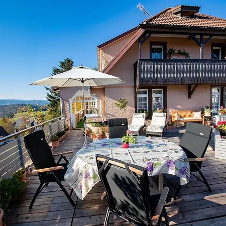 Apartman Landhaus-apartment Feldbergblick *